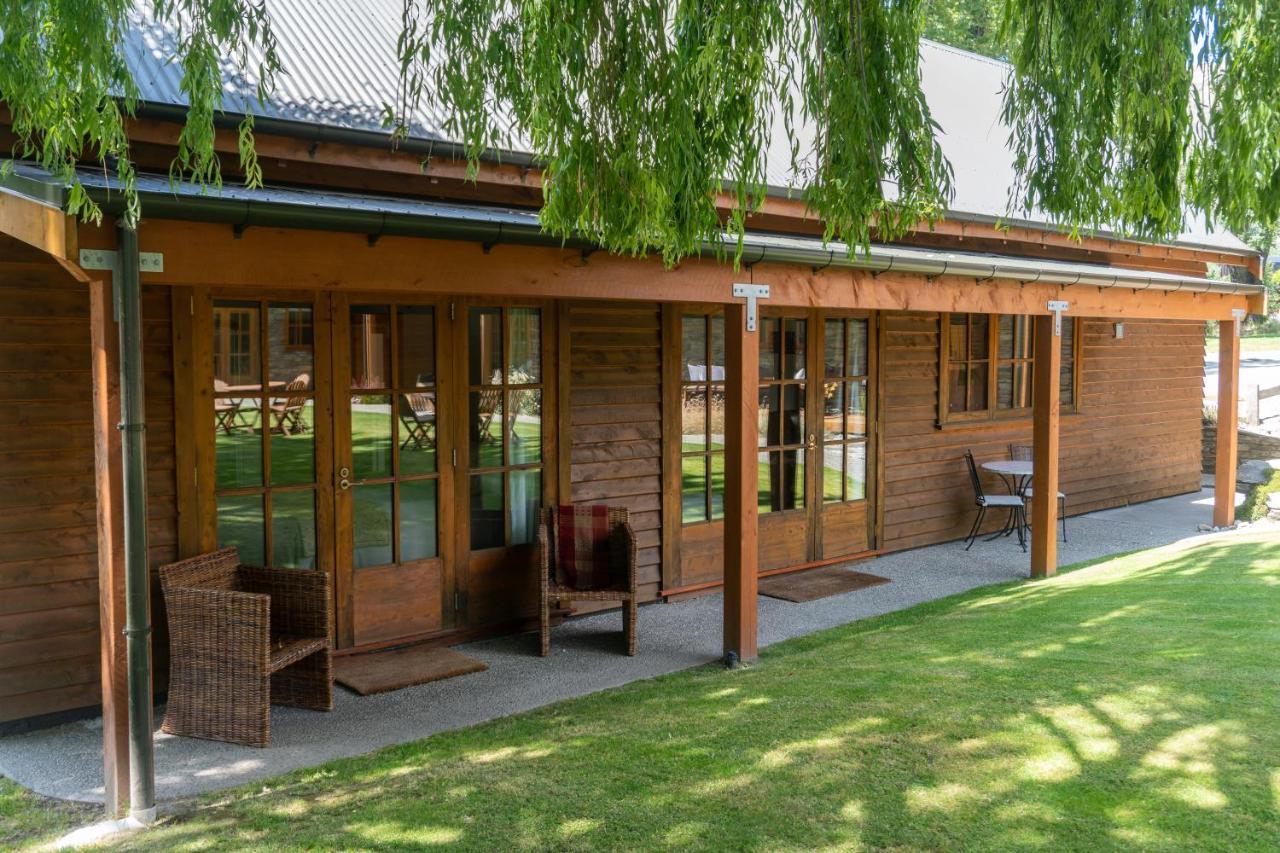 Wanaka Homestead Lodge & Cottages Экстерьер фото