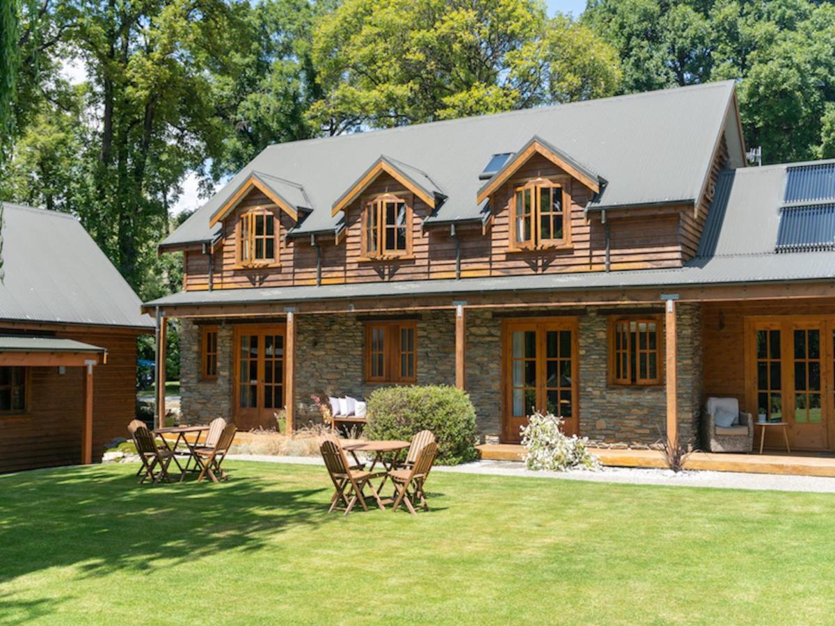 Wanaka Homestead Lodge & Cottages Экстерьер фото