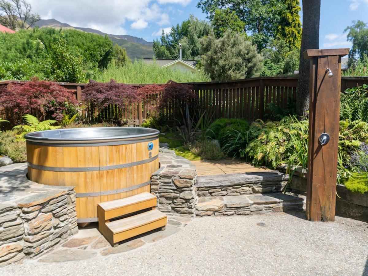 Wanaka Homestead Lodge & Cottages Экстерьер фото