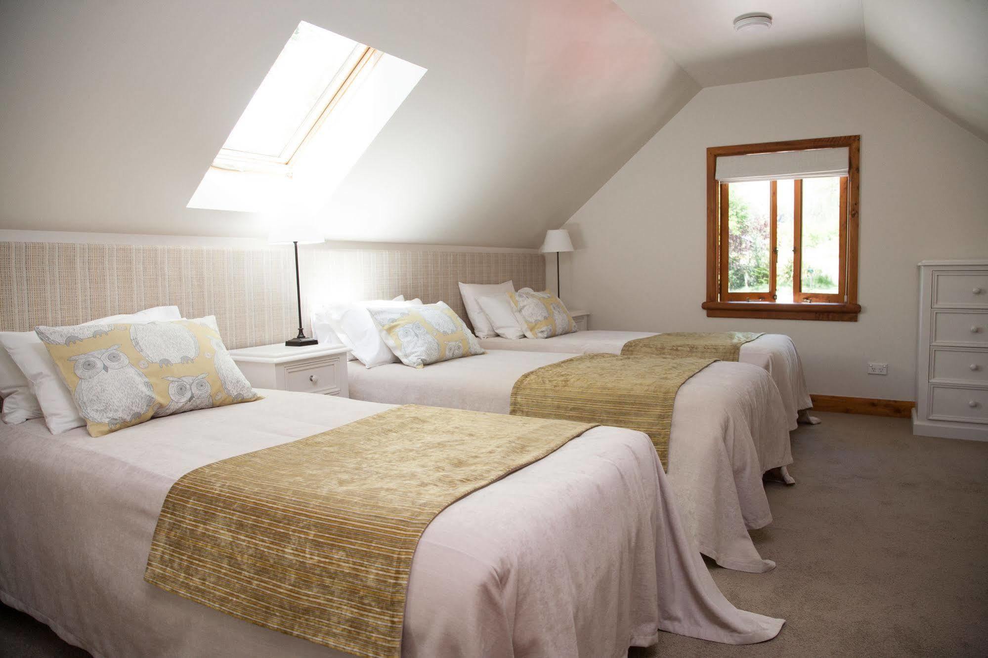 Wanaka Homestead Lodge & Cottages Экстерьер фото